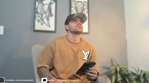 Mike Montoya online show from 02.02.25