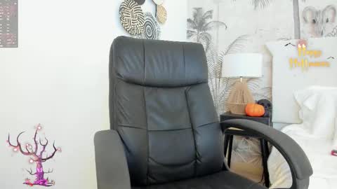 Mike Montoya online show from 10.25.25