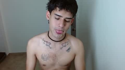 Snapshot of mike_smith03 chatting on 04.10.26 mike_smith03 online show from 04.10.26