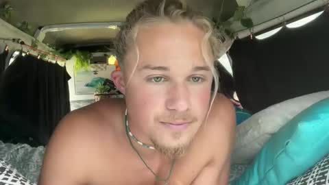 Snapshot of mike_sunn chatting on 10.10.25 Mike online show from 10.10.25