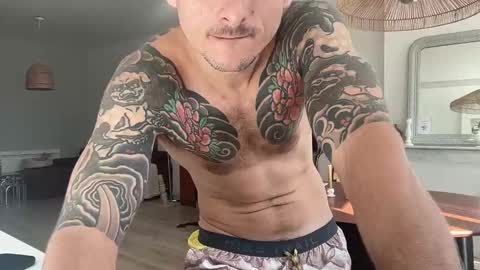 Snapshot of mikeappleseed chatting on 10.30.25 mikeappleseed online show from 10.30.25