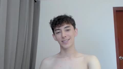 Snapshot of mikebelf4 chatting on 10.31.25 Mikebelf4 online show from 10.31.25