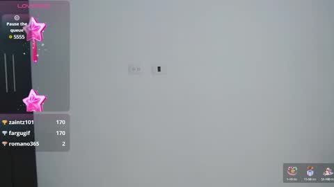 Snapshot of mikee_g chatting on 03.08.25 ZARA BLARE online show from 03.08.25