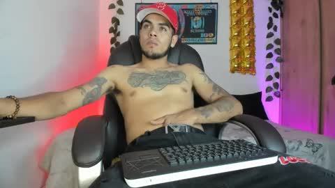 mikee_scooth online show from 02.07.25