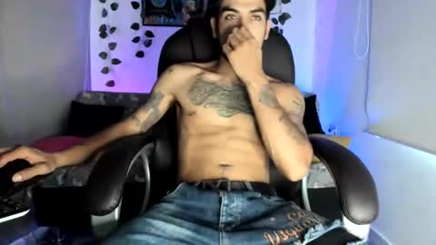 mikee_scooth online show from 09.18.25