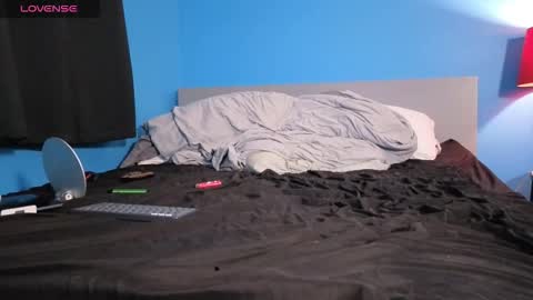 mikehawk1589 online show from 10.17.25