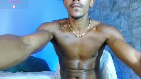 Snapshot of mikejaybr chatting on 10.13.25 Mike Jay online show from 10.13.25