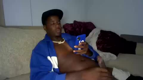 Snapshot of mikejones1415 chatting on 10.13.25 mike jones online show from 10.13.25