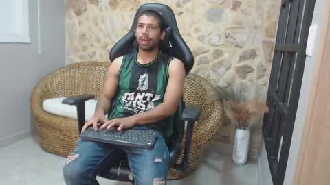 MIKE PARK  online show from 10.12.25