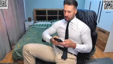 Mike    online show from 01.22.25