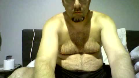 Snapshot of mikevil0269 chatting on 06.08.26 mikevil0269 online show from 06.08.26