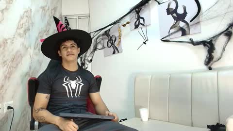 mikey_banji online show from 10.21.25