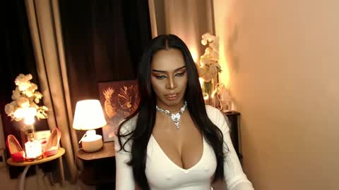 Mistress MikeyAlawi online show from 03.10.25