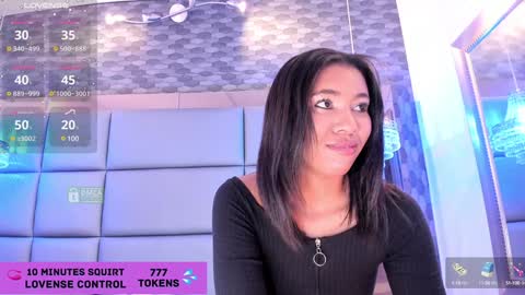 Snapshot of mikeyla_russo_ chatting on 02.03.25 Mikeyla online show from 02.03.25