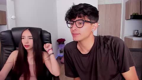 VIOLETAMIKE online show from 10.22.25