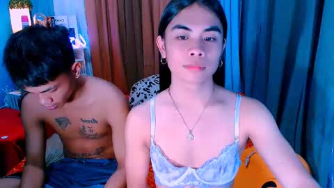 Snapshot of mikhayla_and_zeus_room chatting on 03.04.25 Mikhayla and Zeus online show from 03.04.25