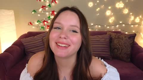 Snapshot of miki_miki_cutie chatting on 12.28.24 Mikki online show from 12.28.24