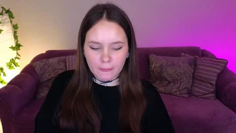 Snapshot of miki_miki_cutie chatting on 01.25.25 Mikki online show from 01.25.25