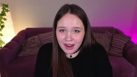 Snapshot of miki_miki_cutie chatting on 02.04.25 Mikki online show from 02.04.25