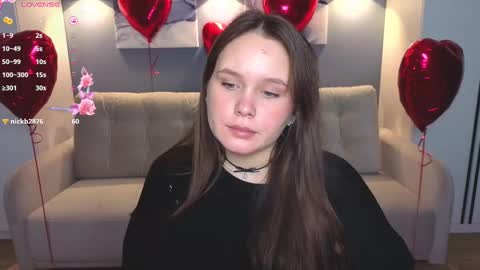 Snapshot of miki_miki_cutie chatting on 02.15.25 Mikki online show from 02.15.25