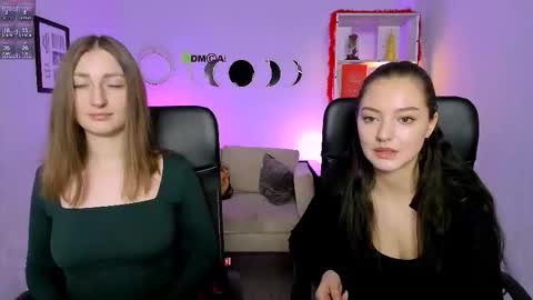 Snapshot of miki_nikki chatting on 02.27.26 Miki online show from 02.27.26