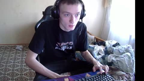 MikkiForus online show from 09.23.25