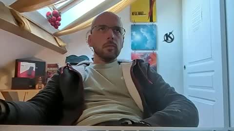 mikmik91 online show from 12.26.24