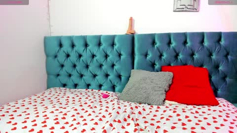 Snapshot of mikoto_urab chatting on 01.27.25 Mikoto Urb online show from 01.27.25