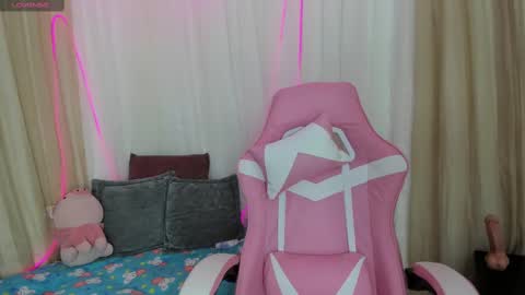 Snapshot of mikoto_urab chatting on 03.12.25 Mikoto Urb online show from 03.12.25