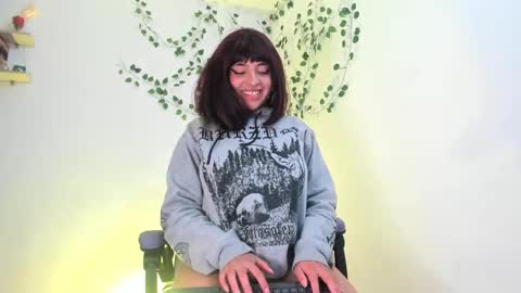   miku katsuragi  online show from 02.16.25