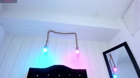 miku_katsuragis online show from 09.18.25