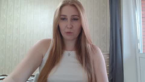 miku_sanders2 online show from 01.17.25