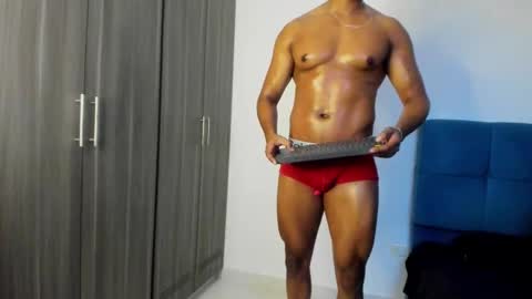Snapshot of miky_xxx chatting on 10.16.25 Miky online show from 10.16.25