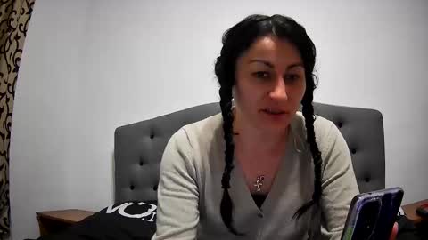 Mikyloveu online show from 03.07.25