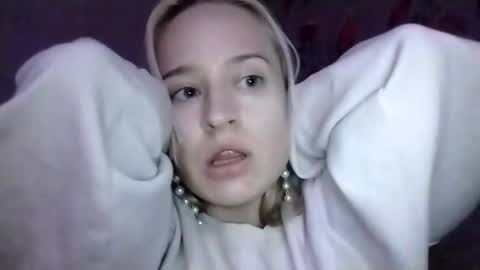 Mila 420 online show from 10.02.25