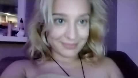 Mila 420 online show from 10.10.25