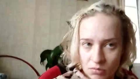 Mila 420 online show from 10.31.25