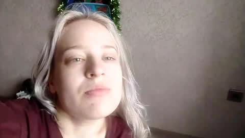 Snapshot of mila_420 chatting on 04.27.26 Mila 420 online show from 04.27.26