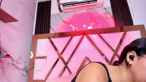 Camila online show from 11.12.25