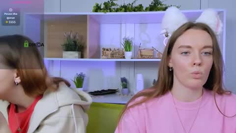 mila_glow online show from 10.10.25