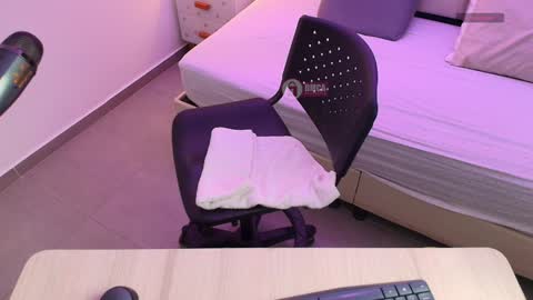 Milena  online show from 01.09.25