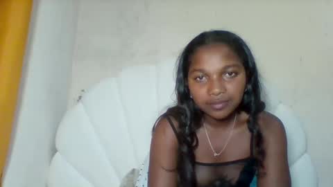 mila_lunah online show from 05.13.26