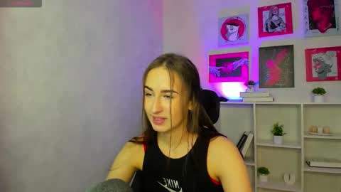 mila_niki online show from 11.17.25