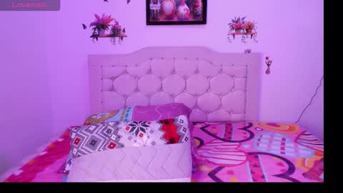 laura online show from 01.06.26