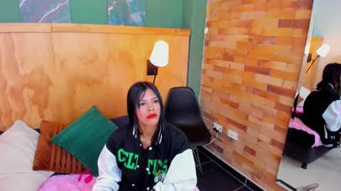 Snapshot of mila_samy chatting on 10.05.25 Mila and samy online show from 10.05.25