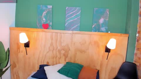 Snapshot of mila_samy chatting on 10.20.25 Mila and samy online show from 10.20.25