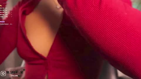 Snapshot of mila_snoow chatting on 10.06.25 M I L A online show from 10.06.25