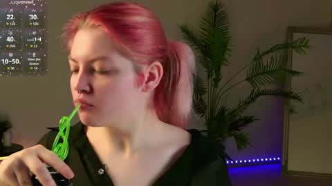 Snapshot of mila_taylorrr chatting on 05.24.26 Lisa online show from 05.24.26