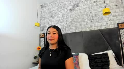 Snapshot of milaaadams chatting on 10.30.25 mila online show from 10.30.25