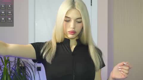 Mila and u can call me sweet bunny online show from 12.16.25